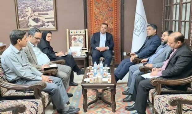 ضرورت سنددار کردن محوطه ها و اماکن تاریخی استان کرمان/ صدور سند مانع از تعرض به میراث فرهنگی می شود ضرورت سنددار کردن محوطه ها و اماکن تاریخی استان کرمان/ صدور سند مانع از تعرض به میراث فرهنگی می شود