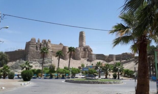 آغاز مرمت قلعه تاریخی منوجان از محل اعتبارات استانی آغاز مرمت قلعه تاریخی منوجان از محل اعتبارات استانی