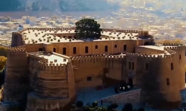 حمله به حریم قلعه تاریخی فلک‌الافلاک/ آسیب به موزه‌ها و بناهای تاریخی خرم‌آباد