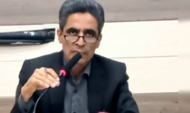همکاری قابل تقدیر ۴ بانک در پرداخت ۱۸ میلیارد تسهیلات مشاغل خانگی جیرفت/ بانک رفاه پیشتاز در پرداخت تسهیلات اشتغال؛ تقدیر از بانک‌های ملت، ملی و صادرات